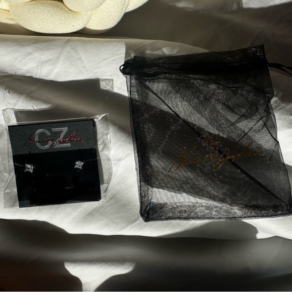 Kenneth Jay Lane Silver Asscher Stud Earrings - Picture 6 of 6